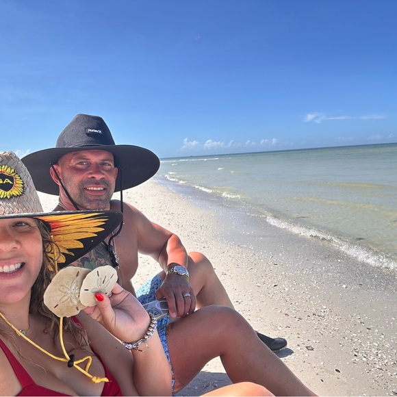 π MEET THE POSHER π - Picture 15 of 16